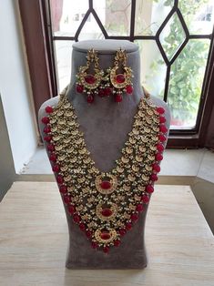 A Gift for someone most adorable for you. Earrings made of brass. Suitable for all kind of outfits like lehenga, dresses, sarees . Necklace : 1 Gold Kundan Necklace, Sabyasachi Jewelry, Sabyasachi Jewellery, Fancy Jewellery Designs, Kundan Necklace, Bollywood Jewelry, Fancy Jewellery, Kundan Necklaces, Of Outfits