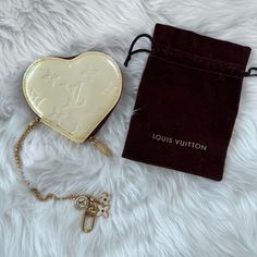 Louis Vuitton Vernis, Authentic, Used, Heart Shaped Coins Bag. Normal Wear Signs (In Pics), Zipper Original Color In The Last 2 Pics, Fabric Dyed To Dark Brown. Authentic Code Also In Pic. Comes With Original Dust Bag. Measurements In Video. Designer Compact Bags For Gifts, Compact Designer Bags For Gifts, Designer Compact Gift Bags, Compact Designer Gift Bags, Luxury Bags For Valentine's Day, Louis Vuitton Vernis, Bags Louis Vuitton, Bag Measurements, Coin Bag