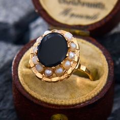 Black Onyx Ring 14K Yellow Gold Gold Onyx Ring, Gaudy Jewelry, Very Aesthetic, Onyx Engagement Ring, Onyx Jewelry, Black Onyx Ring, Lovely Ring, Onyx Ring, Black Enamel