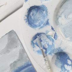 the paint is blue and white on the plate