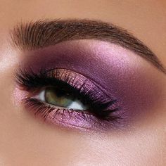 Gorgeous purple and pink eye makeup look using Pat McGrath Labs 'MTHRSHP Subversive: La Vie en Rose' eyeshadow palette ⚡️The iconic palette includes warm peach, bright fuchsia pink, rich purples, and metallic gold pigments  | Shop the look on PATMcGRATH.COM | Spring + Summer 2018 makeup idea #patmcgrathlabs #springmakeup Crazy Eyebrows, Makeup 2016, Plum Eyeshadow, Room Collage, Make Up Designs, Purple Tips