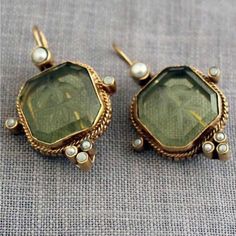 Pearl Statement Earrings, Formal Jewelry, Birthday Fashion, Vintage Style Earrings, Vintage Trends, Art Deco Earrings, Pearl Earrings Dangle, Green Earrings, Green Gemstones