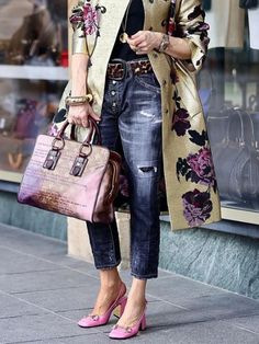 Plain Denim Regular Fit Urban Jeans | stylewe Urban Jeans, Mode Kimono, Elegant Shawl, Looks Street Style, 가을 패션, Style Mistakes, Fashion Over 50, Fashion Mode, Mode Inspiration