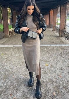 Skirt Combinations, Tan Cardigan, Cardigan Outfit, Looks Chic, Fall Winter Style