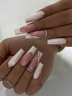 Ballet Nails, Nagel Tips, Manicure Tips, Gel Nail Kit, Nail Type, White Nail, Acrylic Nails Coffin, Rhinestone Nails, Long Acrylic Nails