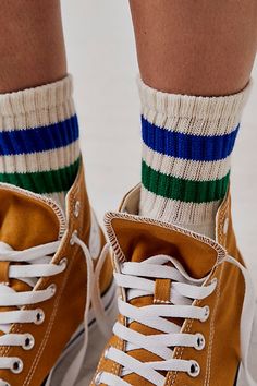 Retro Shortie Crew Socks Crew Socks Outfit, Socks Photoshoot, Socks Photography, Cashmere Socks, Sock Outfits, Retro Stripes, Striped Socks, Colorful Socks, Fashion Socks