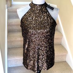 New Cable & Gauge Women’s Black, Gold, Sequined Sparkle Top. Size M. Two Gold Buttons At Back Of Neck. Black Lining. Stunning! Embellished Glamorous Top For Date Night, Embellished Tops For Date Night And Party Season, Glamorous Embellished Top For Date Night, Glamorous Cocktail Tops For Party Season, Glamorous Cocktail Tops For Party, Glamorous Cocktail Party Tops, Fitted Chic Sequin Fabric For Festive Occasions, Chic Fitted Sequin Fabric For Festive Occasions, Fitted Sequined Tops For Holiday Party