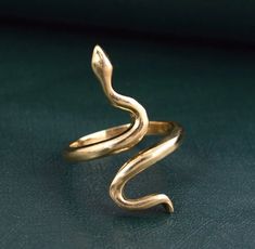 "Gold Snake Ring, Handmade Ring, Brass Ring, Serpent Ring, Dainty Ring, Snake Ring, Rings For Women, Brass Snake Ring, Snake Jewelry ❥ Customers satisfaction is our biggest priority, please contact us with any questions/queries for future or existing orders, and we will do our best to make sure you are happy with your order. ❥Please make sure to add the correct address during check out. You can return your purchased item within 15 days after successful delivery. We offer a 100% \"Money Back Guar Snake Jewelry Ring, Gold Snake Jewelry, Rings Dainty, Halloween Ring, Serpent Ring, Snake Lovers, Bohemian Ring, Zierlicher Ring, Spiral Ring