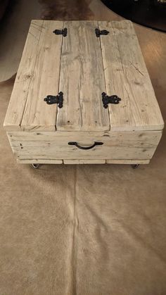 Wooden Trunk - Etsy Canada Wooden Trunk, Wooden Trunks, Wood Projects Furniture, Hairpin Legs, Diy Wood Projects Furniture, Diy Wood Projects, Diy Wood, Wood Diy, Hinges