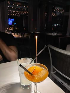 Soft Launch Boyfriend Restaurant, Couples Food Pictures, Black Couple Date Night Aesthetic Dinner, Date Night Dinner Aesthetic, Black Couple Dinner Date Aesthetic, Dinner Dates Black Couple, Restaurant Drinks Aesthetic, Black Couples Dinner Date, Date Pictures Restaurant