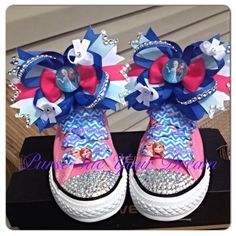 Disney Frozen Crystal Rhinestone Custom Converse Shoes - Infant/Toddler/Youth/Adult - Frozen Birthda Converse For Girls, Swarovski Shoes, Bling Baby Shoes, Rhinestone Converse, Frozen Shoes, Frozen Outfits, Baseball Camp, Converse Design