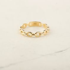 14K Solid Gold Chain Link Ring - 14k Gold Bold Chain Ring - 14k Gold Paperclip Chain Ring - 14k Gold Chain Ring - 14k gold Knot Ring - ★★ Description ★★ Elevate your style with our 14K Solid Gold Cuban Chain Link Ring featuring a delicate blue Evil Eye pendant made of enamel. This stunning ring, 3.30 mm thick, is available in 14K Gold, Rose Gold, and White Gold options. Embrace the charm of protection and style with this unique piece that's perfect for any occasion. ★★ Ring Details ★★ ◎ Material Classic Gold Chain Ring With Oval Link, Classic Gold Plated Yellow Gold Chain Ring, Classic Gold Plated Chain Ring, Classic Gold-plated Chain Ring, Yellow Gold Oval Link Rings Tarnish Resistant, Classic Yellow Gold Chain Ring For Anniversary, Classic 14k Yellow Gold Chain Ring, 14k Gold Chain Ring Fine Jewelry, Classic Gold Chain Rings As Gifts