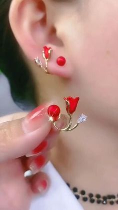 🌷The bright and passionate color of red tulip earrings makes it an excellent choice to highlight the charm and elegance of women. It can not only bring out the fair skin, but also show the unique personality and taste of women. It can attract people's attention in the first time. 👑
Perfect gift for girlfriend, wife, mother, daughter, sister, friends on Christmas, birthday, anniversary, Valentine's Day, Mother's Day, etc. 🥰 Tulip Jewelry, Crazy Earrings, Friends On Christmas, Tulip Earrings, Red Jewellery, Unique Gold Jewelry, Dope Jewelry Accessories, Unique Gold Jewelry Designs, Gold Jewelry Designs