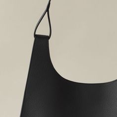 Oversized Double Loop Bag – Cuyana Modern Shoulder Bucket Bag For Shopping, Formal Shoulder Bag With Leather Round Handles, Modern Baguette Bag Tote With Leather Handles, Modern Baguette Tote Bag With Leather Handles, Modern Leather-handled Baguette Tote Bag, Modern Baguette Bag With Leather Handles, Elegant Bucket Bag With Removable Pouch For Shopping, Elegant Hobo Bag With Leather Handles For Daily Use, Modern Shoulder Bag With Removable Pouch For Shopping