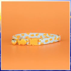 Looking to upgrade your kitty's style? Check out our collection of stylish cat collars! From trendy designs to comfortable fits, we have everything your feline friend needs to stand out. Shop now and give your cat the purr-fect accessory! Ferret Stuff, Male Cat, Collar With Bell, Kitten Collar, Big Tote Bags, Pet Supplies & Accessories, Kitten Collars, Cat Things, Cat Fashion