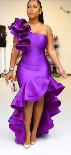 Short Dinner Gowns Classy Nigeria, Long Elegant Dresses Classy Gowns, Dullchess Gown Styles, Black Dinner Dresses Classy Elegant Long, Bridal Satin Dress Style In Ghana, Plain Material Gown Styles In Nigeria, Dutchess Satin Dress Style Nigeria, Shivonne Dress Styles, Latest Long Dress Designs