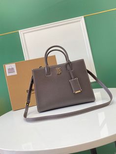 Size: Standard Size It comes with Dust box, Care manual, Tag, and Paper bag. Winter Purse, Burberry Top, Shopping Luxury, Hot Bags, Travel Handbags, Shoes Sale, Brown Handbag, Bag Shoes, Luxury Accessories