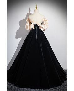 Get 10% off now! Buy simple black long formal dress with removeable ruffle straps at cheap price online. Free stable shipping and pro custom service since 2009. Black Fitted Ball Gown With Ruffles, Black Fitted Ruffle Ball Gown, Fitted Black Ball Gown With Ruffles, Elegant Black Evening Dress With Ruffles, Formal Ruffled Ball Gown Evening Dress, Elegant Black Ball Gown For Banquet, Black Ruffled Gown For Prom Season, Black Ruffle Gown For Prom Season, Black Ruffled Ball Gown For Party