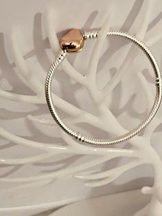 Beautifully elegant women's bracelet.  Pandora style charm.  Rose gold plain heart . Pandora Style Bracelet, Bracelet Pandora, Pandora Style, Rose Gold Heart, Elegant Bracelet, Gold Heart, Elegant Woman, Charm Bracelets, Arm Band