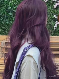 Plum Hair Aesthetic, Pelo Morado Aesthetic, Magenta Hair Aesthetic, Korean Purple Hair, Witch Hair Color, Amethyst Hair Color, Dark Magenta Hair, Raven Hair Color, Pinkish Purple Hair