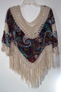 Preowned Casual One Size Poncho With Fringe, Casual One-size Poncho With Fringe, Bohemian Crochet Shawl Poncho, Bohemian Crochet Poncho One Size, Oversized Shawl Poncho With Tassels, Oversized Bohemian Shawl With Fringe, Casual One Size Fringe Shawl, Casual One-size Shawl With Fringe, One Size Hippie Crochet Poncho