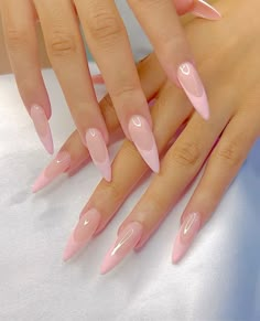 Pink Stellio Nails, Pink Nails Ideas 2024, Baby Pink Stiletto Nails, Baby Pink Nails Design, Pink Fairy Nails, Light Pink Valentines Nails, Stiletto Nails Pink, Nails Pink Almond, Pink Stiletto Nails