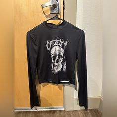 Black Skull Shirt! Never Worn. Fitted Skull Print Tops For Fall, Black Edgy Shirt With Graphic Print, Alternative Black Shirt For Fall, Edgy Black Shirt For Streetwear, Edgy Long Sleeve Shirt For Streetwear, Alternative Style Black Shirt For Fall, Black Band Merch Tops For Halloween, Black Band Merch Top For Halloween, Black Punk Shirt For Halloween