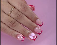 Valentine's Day Nails Short Red, Short Squared Valentine Nails, Valentines Day Nails Freestyle, Red Pink Nails Ideas, Red French Tip With Pink Line, Valentine’s Day Nail Ideas For Short Nails, Short French Valentines Nails, Simple Vday Nails Short, Squoval Nail Designs Ideas