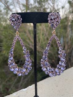 Purple Drop Crystal Earrings For Evening, Lavender Crystal Jewelry For Party, Lavender Drop Earrings For Party, Glamorous Purple Jewelry For Party, Purple Crystal Drop Earrings For Evening, Elegant Lavender Earrings For Party, Glamorous Purple Jewelry For Evening, Elegant Lavender Crystal Earrings For Party, Purple Crystal Earrings For Party