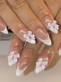 Nail Inspiration Pearl, Nails Party Ideas, Coquette Press On Nails, Sweet 16 Nails Almond, Nail Designs Summer With Gems, Plain Nails Design, Nails Inspo Coquette, Nail Inspo Acrylic French Tip, Cute Nail Inspo Simple