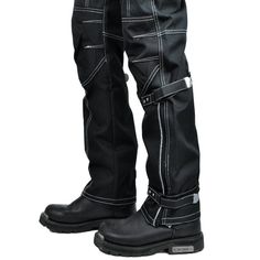 Oxford Waterproof Motorcycle Riding Pants is built to beef up a rider’s defenses against the elements. These Oxford Waterproof Motorcycle Riding Pants are versatile to encounter all types of riding conditions, no matter if you are touring the backcountry, cruising the main street, or carving canyons. It is for protecti Motorcycle Riding Pants, Biker Denim, Motorcycle Jeans, Riding Jeans, Motorcycle Pants, Riding Pants, Autumn Collection, Motorcycle Riding, Male Physique