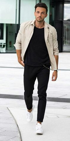 Men Fashion Aesthetic, Timeless Capsule Wardrobe, Cool Street Style, Dapper Mens Fashion, Jeans Streetwear, Mens Fashion Style, Famous Outfits, Black Men Street Fashion