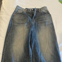 New Baggy Wide Legs Aeropostale Jeans, Korean Baggy Jeans, Flare Denim Jeans, Ripped Baggy Jeans, Zara Wide Leg Jeans, Y2k Baggy Jeans, Low Rise Baggy Jeans, Bell Jeans, Super Flare Jeans