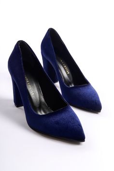 Blue Velvet Heels, Blue Velvet Shoes, Navy Blue Bridal Shoes, Blue High Heels, Blue Wedding Shoes, Dark Blue Block Heels, Ankle Bride Heels

As Eleanor Louise, we stand out with our Navy Velvet heeled shoes that combine style and comfort. Specifically designed for brides, these shoes are crafted with high-quality materials.

• Made from Navy Velvet and Premium Vegan Leather, our shoes are equipped with an ankle strap that provides comfort throughout the day.

• Completing your style and boosting your confidence is the most elegant way! Navy Velvet 3.15-inch (8 cm) high-heeled shoes offer elegance and chicness with every step. Whether it's for daily wear or a special event, these shoes not only add height but also provide a sophisticated touch to your style. Dark Blue Heels Aesthetic, Blue Round Toe Court Shoes For Party, Royal Blue Pointed Toe Heels For Evening, Blue Party Court Shoes With Round Toe, Blue High Heel Court Shoes For Party, Blue Pointed Toe Court Shoes For Evening, Blue Court Shoes With 4-inch Heel For Party, Blue Pointed Toe Wedding Shoes For Party, Blue Almond Toe Heels With 4-inch Heel