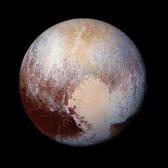 an image of the planet pluto taken by nasa