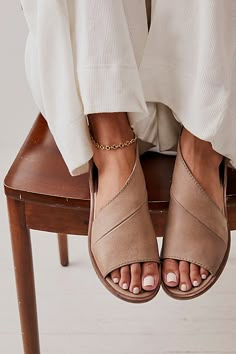 **Fit:** Runs true to size; if between sizes, size up. Made with the finest Spanish craftsmanship and leather, this open toe shoe features side cutouts. Slight stacked heel. * Color may vary slightly due to the natural dye used | Mont Blanc Sandals by FP Collection at Free People in Grey, Size: EU 38 Boho Sandals, Open Toe Shoes, Dove Grey, Natural Dye, Stacked Heel, Primavera Estate, Auburn, Summer Shoes, Cute Shoes