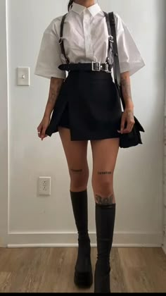 Far Tattoo, Harness Outfit, Gothic Mode, 3d Tattoos, Traditional Tattoos, Mode Inspo, Goth Outfits