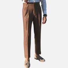 Estilo Old Money, Sophisticated Man, Italian Blue, British Gentleman, Smart Casual Wear, Classic Trousers, Blue Trousers, Mens Dress Pants, Blue Khakis