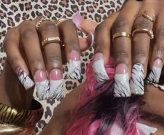 2000s Hello Kitty Nails, 2000s Nail Art Designs, 2000s Pedicure, Short Square Y2k Nails, Silver Y2k Nails, 2000s Duck Nails, Snooki Nails, Square Y2k Nails, 2000 Nail Designs