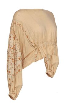 Grab this soft cotton top from Free People for some dreamy boho style. Made to be worn with flared jeans or your favorite denim shorts, this is the perfect piece to pair with booties for a fun free footloose look! Size XS Shell: 51% Cotton, 39% Lyocell, 10% Linen Trim: 100% Cotton Cropped silhouette Round neckline Long sleeve Key hole back Quilted fabric trim Elastic waistline Bust 40" Waist 38" Shoulder to hem 19" Sleeve length 21" Bohemian Cream Cotton Top, Beige Embroidered Bohemian Peasant Top, Cream Long Sleeve Bohemian Top, Cream Embroidered Bohemian Peasant Top, Bohemian Cream Blouse With 3/4 Sleeves, Quilted Fabric, Key Hole, Flared Jeans, Cotton Top