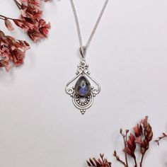 Labradorite Gemstone Vintage Pendant 925 Sterling Silver, Silver Pendant for her Pendant With Stone, Vintage Pendant, Silver Pendants, Stone Pendants, Gemstone Pendant, Vintage Silver, Sterling Silver Pendants, Pretty Things, Silver Pendant