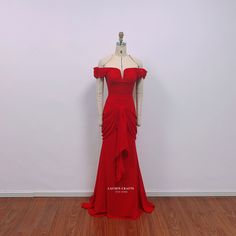 I made this Vivian red gown from Pretty Woman. The Pretty Woman Red Dress was my favorite costume from the iconic films. It was a floor length formal gown, featured sheath silhouette, the pleated bodice was 100% hand made which took me several days for doing it. And the ruched off-the-shoulder design was gorgeous. (The dress come with the long chiffon wrap as in the movie) This dress can be made to order in custom size. I have some stock for size US2, US4, US6, US8, US10, US12. For custom size, Julia Roberts Pretty Woman Red Dress, Red Pre-draped Evening Dress, Pre-draped Red Evening Dress, Red Evening Dress With Ruched Bodice For Prom, Red Evening Gown With Pleated Bodice, Red Formal Evening Dress With Pleated Bodice, Red Gown With Pleated Bodice For Evening, Red Fitted Evening Dress With Pleated Bodice, Fitted Red Evening Dress With Pleated Bodice