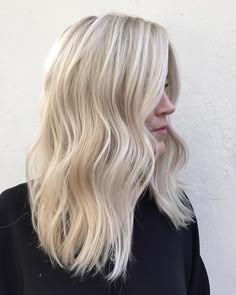 Trendy We Fryzurach, Bleach And Tone, Bright Blonde Hair, Creamy Blonde, Cool Blonde Hair, Cool Blonde, Blonde Hair Shades, Bright Blonde, Brown Blonde Hair