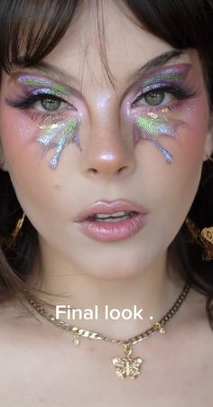 Eyeshadow Looks Butterfly, Fairy Stage Makeup, Butterfly Makeup Inspiration, Butterfly Face Gems, Snail Make Up, Butterfly Fantasy Makeup, Colorful Creative Makeup, Moth Eye Makeup, Butterfly Eyeshadow Look