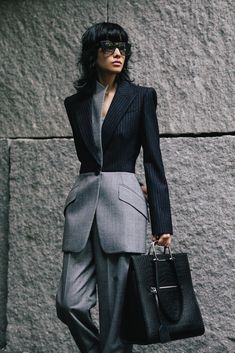 Authentic Clothes, Lady Suits, High Class Fashion, Business Suits, Business Outfits Women, Fade Styles, Pant Suits, Woman Suit Fashion, Pantsuits For Women