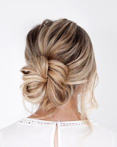 Chic And Easy Wedding Guest Hairstyles ★ wedding guest hairstyles volume curly low bun nicoledrege Wedding Guest Hair, Trendy We Fryzurach, Hair Bun Tutorial, Wedding Guest Hairstyles, Low Bun, Easy Hairstyles For Long Hair, Prom Hairstyles