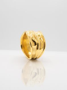 SOFIA RING - LILÈ - Ring - LILÈ - online jewellery store - jewelry online - affordable jewellery online Australia Jewelry Knowledge, 18k Gold Ring, Gold Collection, Buying Jewelry, Gold Plated Jewelry, Sofia, Valentine Gifts, Night Out, Gift Set