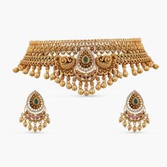 Antique Choker, Vintage Indian Jewelry, South Indian Bridal Jewellery, Wedding Jewellery Designs, Mary Pictures, Choker Necklace Designs, Cherry Hair, Gold Earrings Models, Bridal Jewelry Vintage