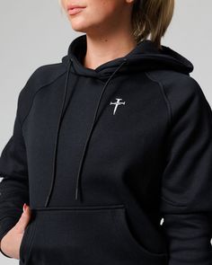 LEISURE /// Designed for maximum comfort and versatility for leisure or the gym. Built for everyday wear. Comfortable Hooded Sweatshirt For Workout, Comfortable Fleece Sports Hoodie, Streetwear Fleece Activewear With Double-lined Hood, Workout Hoodie With Drawstring Hood, Comfortable Workout Hoodie With Drawstring Hood, Sporty Fleece Sweatshirt For Everyday, Sporty Fleece Sweatshirt, Athleisure Sweatshirt With Double-lined Hood For Everyday, Comfortable Workout Hoodie With Drawstring