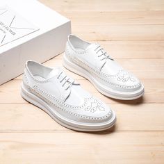 Shipping: Worldwide Express Shipping AvailableDelivery time: 7-15Days Fast ShippingReturns: Fast refund, 100% Money Back Guarantee.Brand Name: YBQJOOShoes Type: Brogue ShoesOrigin: Mainland ChinaUpper Material: PUPattern Type: SolidModel Number: 2021Insole Material: EVAFit: Fits true to size, take your normal sizeLining Material: PVCClosure Type: Lace-upSeason: Spring/AutumnDepartment Name: AdultToe Shape: Pointed ToeOutsole Material: Rubber Formal Dress Shoes, White Dress Shoes, Brogues Men, Comfortable Office, Office Party, Clarks Shoes, Shoes Fashion, Formal Dress, Types Of Shoes